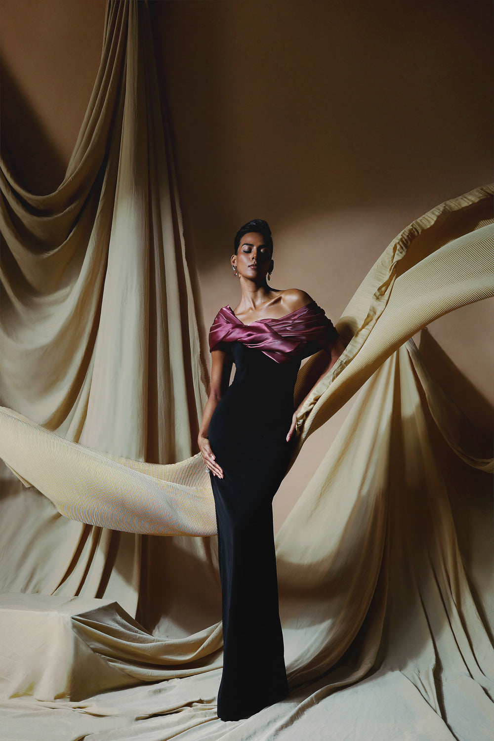 Mauve Raven Gown - High-Slit Formal Evening Wear